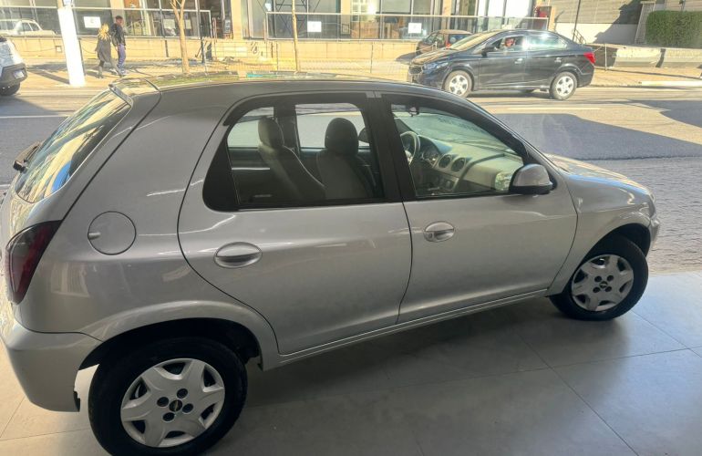 Chevrolet Celta LT 1.0 (Flex) - Foto #7