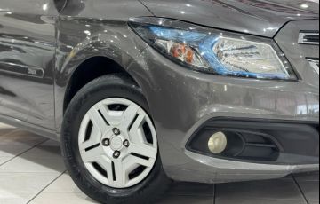 Chevrolet Onix 1.0 MPFi LT 8v - Foto #4