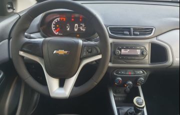 Chevrolet Onix 1.0 MPFi LT 8v - Foto #4