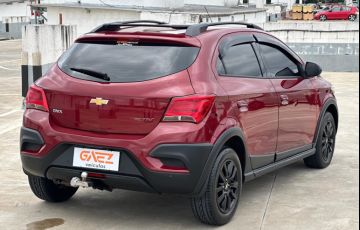 Chevrolet Onix 1.4 MPFi Activ 8v - Foto #5