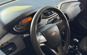Chevrolet Onix 1.0 Joy 8V Flex 4p Manual - Foto #8