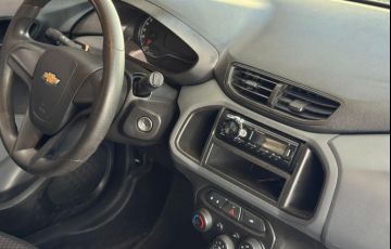 Chevrolet Onix 1.0 Joy 8V Flex 4p Manual - Foto #9