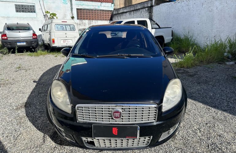 Fiat Linea 1.9 MPi Hlx 16V Flex 4p Manual - Foto #2