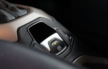 Jeep Renegade 1.8 16v - Foto #5