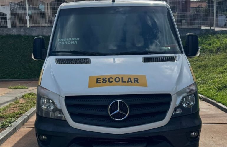 Mercedes-Benz Sprinter 2.2 Cdi Van 415 Longo 16l - Foto #1