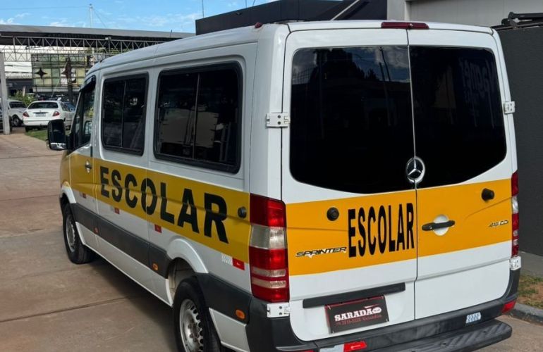 Mercedes-Benz Sprinter 2.2 Cdi Van 415 Longo 16l - Foto #8