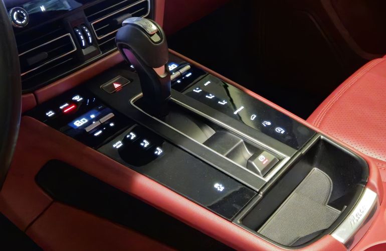 Porsche Macan 2.0 Turbo Pdk - Foto #10