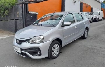 Toyota Etios 1.5 X Sedan 16v