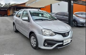 Toyota Etios 1.5 X Sedan 16v - Foto #5