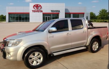 Toyota Hilux 3.0 Srv 4x4 CD 16V Turbo Intercooler Diesel 4p Automático