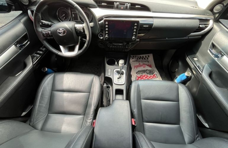 Toyota Hilux 2.8 D-4d Turbo CD Srv 4x4 - Foto #6