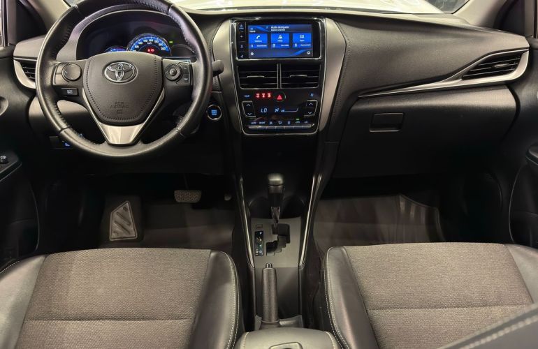 Toyota Yaris 1.5 16V Sedan Xs Multidrive - Foto #8