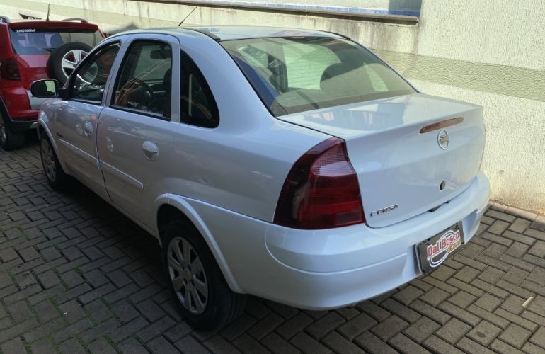 Chevrolet Corsa Sedan Premium 1.4 (Flex) - Foto #4