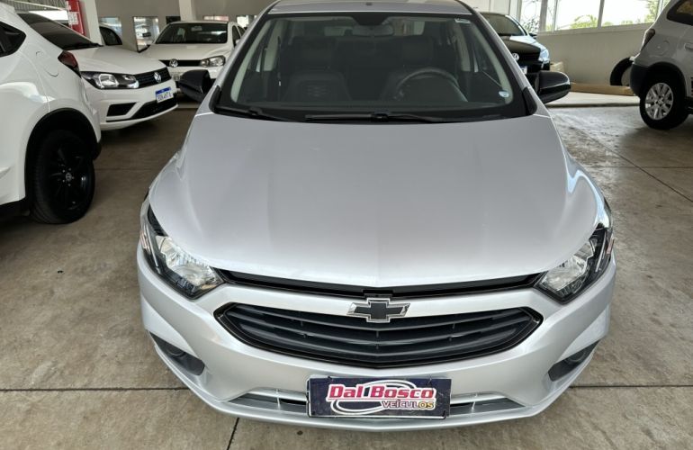 Chevrolet Onix 1.0 Joy SPE/4 - Foto #2