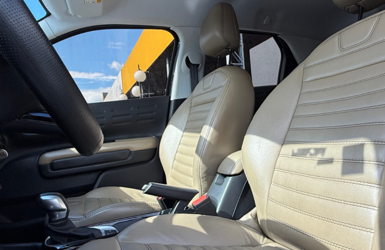 Citroën C4 Cactus 1.6 Feel Business (Aut) - Foto #5