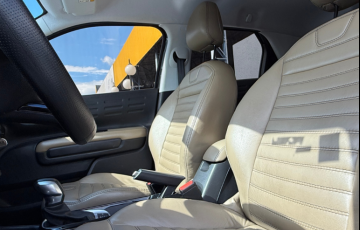 Citroën C4 Cactus 1.6 Feel Business (Aut) - Foto #5