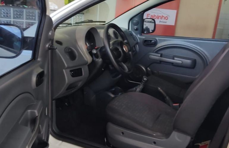 Fiat Fiorino 1.4 MPi Furgão 8v - Foto #6