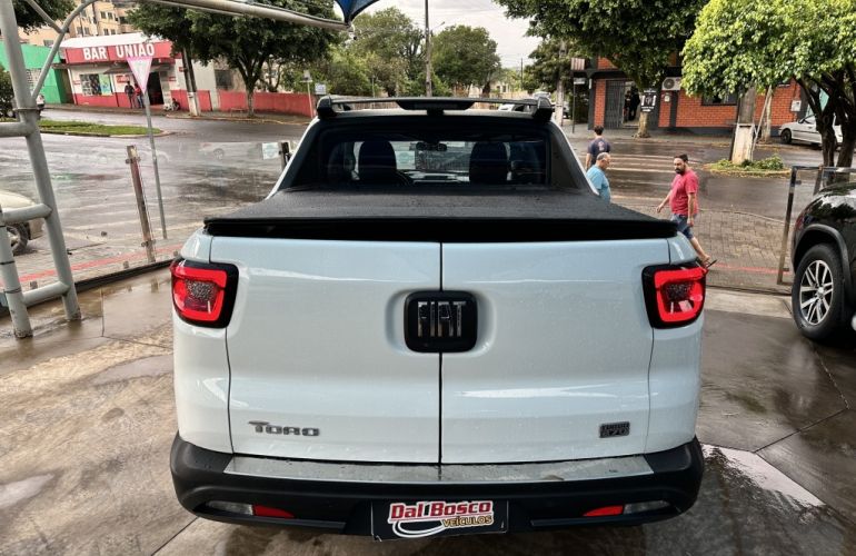 Fiat Toro 1.3 T270 Freedom (Aut) - Foto #5