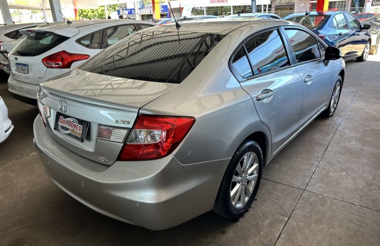 Honda New Civic LXS 1.8 (Aut) - Foto #4