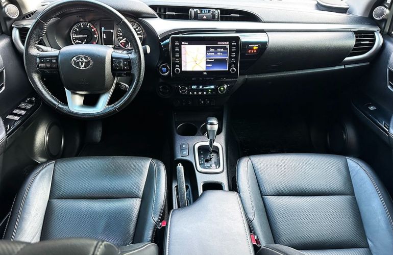 Toyota Hilux 2.8 D-4d Turbo CD Srx 4x4 - Foto #6