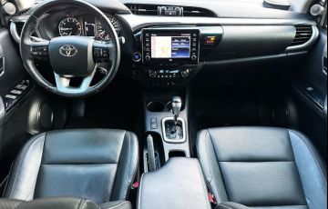 Toyota Hilux 2.8 D-4d Turbo CD Srx 4x4 - Foto #6