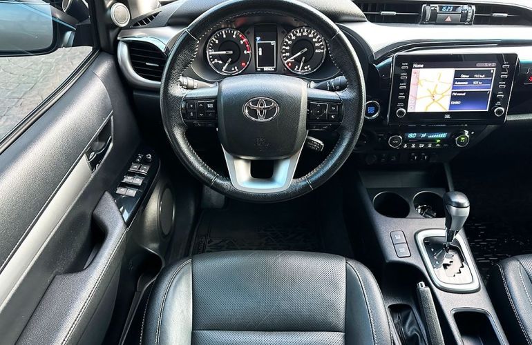 Toyota Hilux 2.8 D-4d Turbo CD Srx 4x4 - Foto #7
