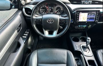 Toyota Hilux 2.8 D-4d Turbo CD Srx 4x4 - Foto #7