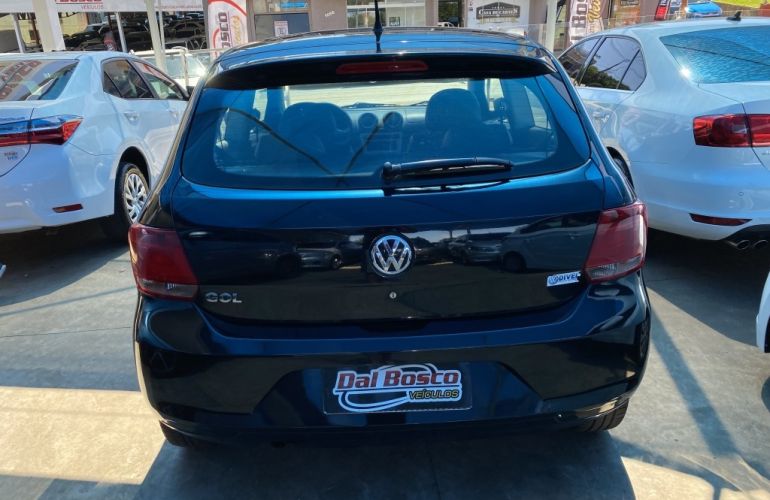 Volkswagen Gol 1.0 - Foto #4