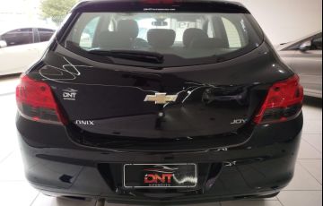 Chevrolet Onix 1.0 MPFi Joy 8v - Foto #5