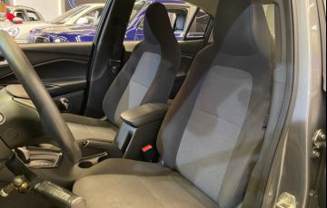 Chevrolet Onix 1.0 Turbo Plus - Foto #10