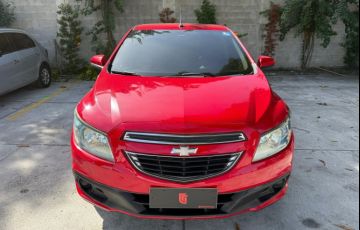 Chevrolet Prisma 1.4 MPFi LT 8V Flex 4p Automático - Foto #2