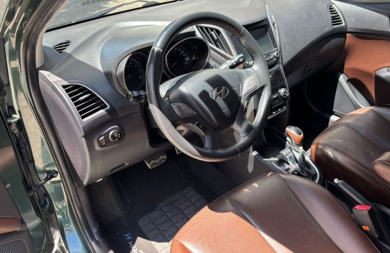 Hyundai Hb20x 1.6 16V Premium - Foto #8