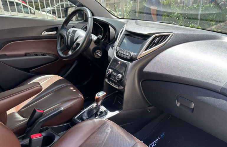 Hyundai Hb20x 1.6 16V Premium - Foto #10