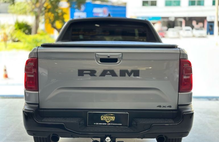 RAM Rampage 2.0 Hurricane 4 Turbo R/t 4x4 - Foto #5