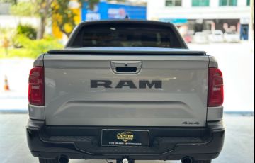RAM Rampage 2.0 Hurricane 4 Turbo R/t 4x4 - Foto #5