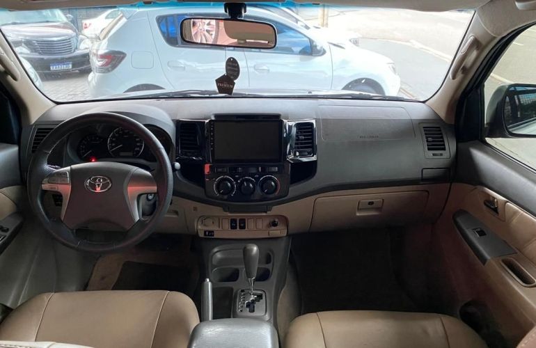 Toyota Hilux Sw4 2.7 Sr 4x2 16v - Foto #4