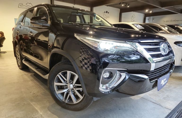 Toyota Hilux Sw4 2.8 Srx 4x4 7 Lugares 16V Turbo Intercooler - Foto #1