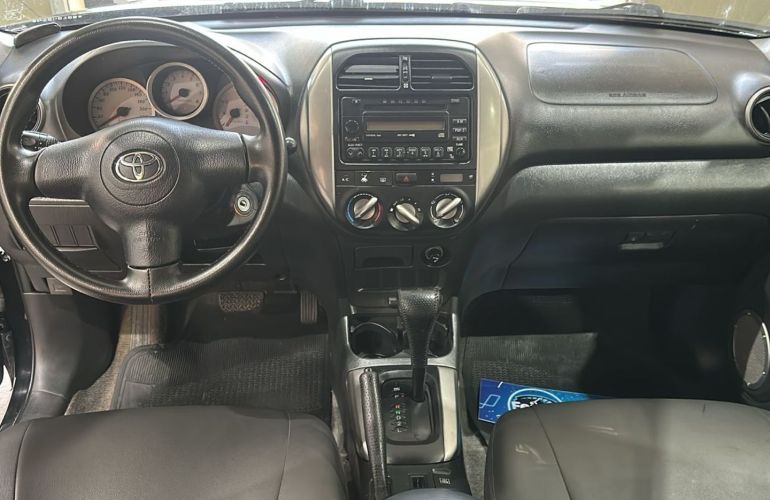 Toyota Rav4 2.0 4x4 16V Gasolina 4p Automático - Foto #10