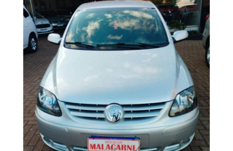 Volkswagen Fox 1.6 8V (Flex) - Foto #5