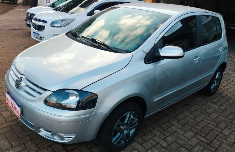 Volkswagen Fox 1.6 8V (Flex) - Foto #6