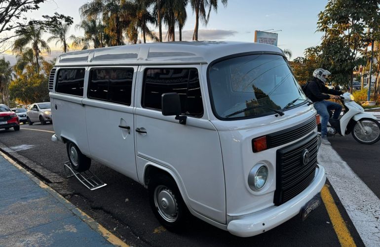 Volkswagen Kombi 1.4 Mi Std Escolar 8v - Foto #3
