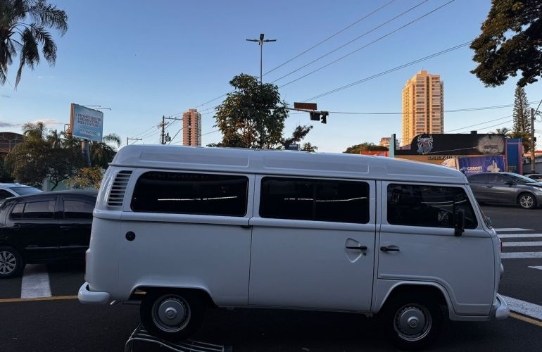Volkswagen Kombi 1.4 Mi Std Escolar 8v - Foto #4