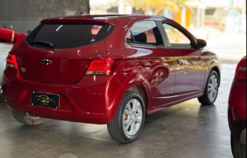 Chevrolet Onix Joy Hatch 1.0 8V Black Edition Flex Mec - Foto #4