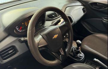 Chevrolet Onix Joy Hatch 1.0 8V Black Edition Flex Mec - Foto #7