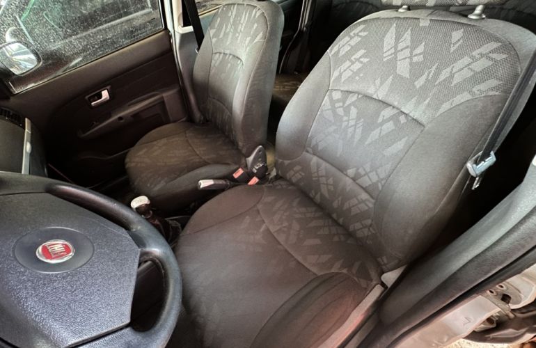 Fiat Palio ELX 1.0 (Flex) 4p - Foto #4