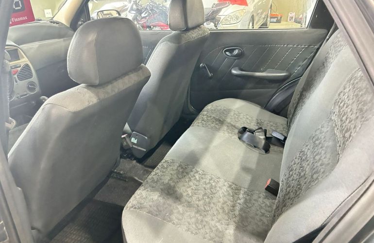 Fiat Siena 1.0 MPi Fire 8V Flex 4p Manual - Foto #5
