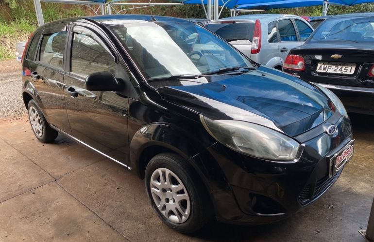 Ford Fiesta Hatch 1.0 (Flex) - Foto #2