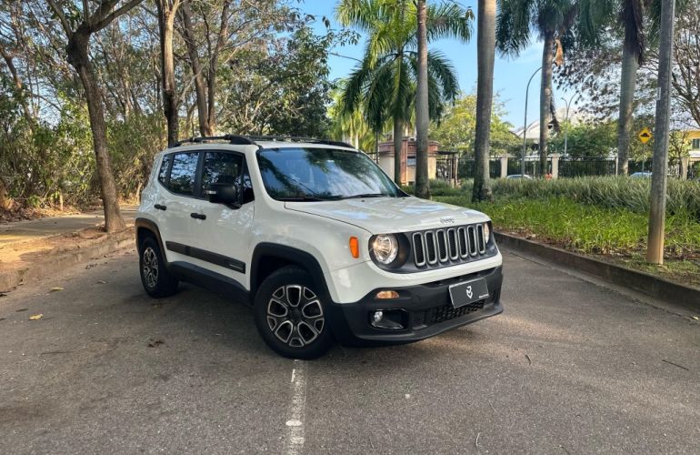 Jeep Renegade 1.8 16V Flex Sport 4p Automático - Foto #4
