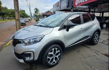 Renault Captur 1.6 Intense CVT