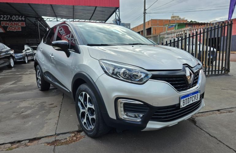Renault Captur 1.6 Intense CVT - Foto #8